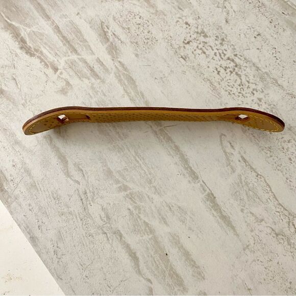 LOUIS VUITTON Shoulder Pad LV2 - Picture 4 of 6